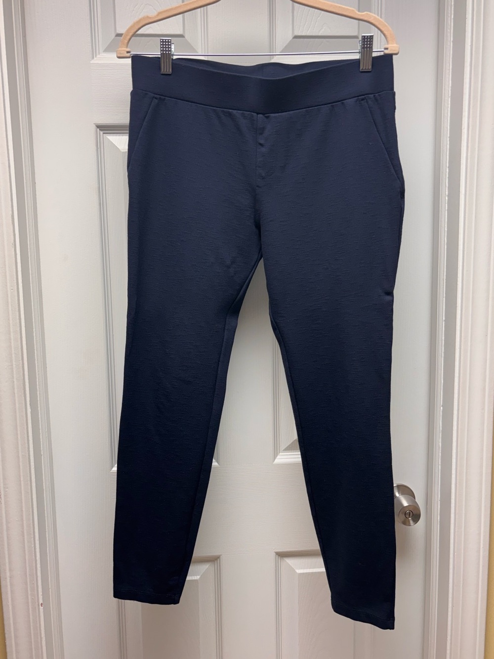 Matty M Women’s Navy Blue Pull-On Jegging Pants Size Medium Stretch Skinny